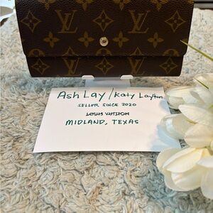 LV Sarah Wallet
